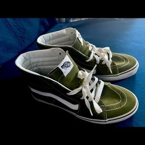 Olive green hightop vans size 9.5